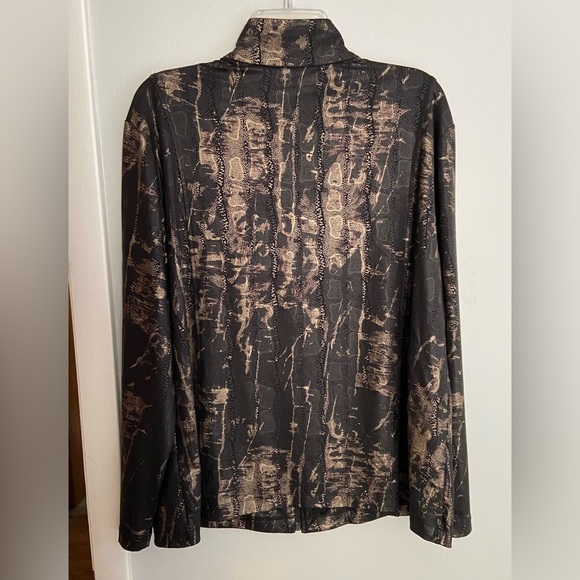 Chico's Travelers Snake Print Lightweight Jacket Black and Gold Size 3 (L/16-18) - Picture 3 of 10